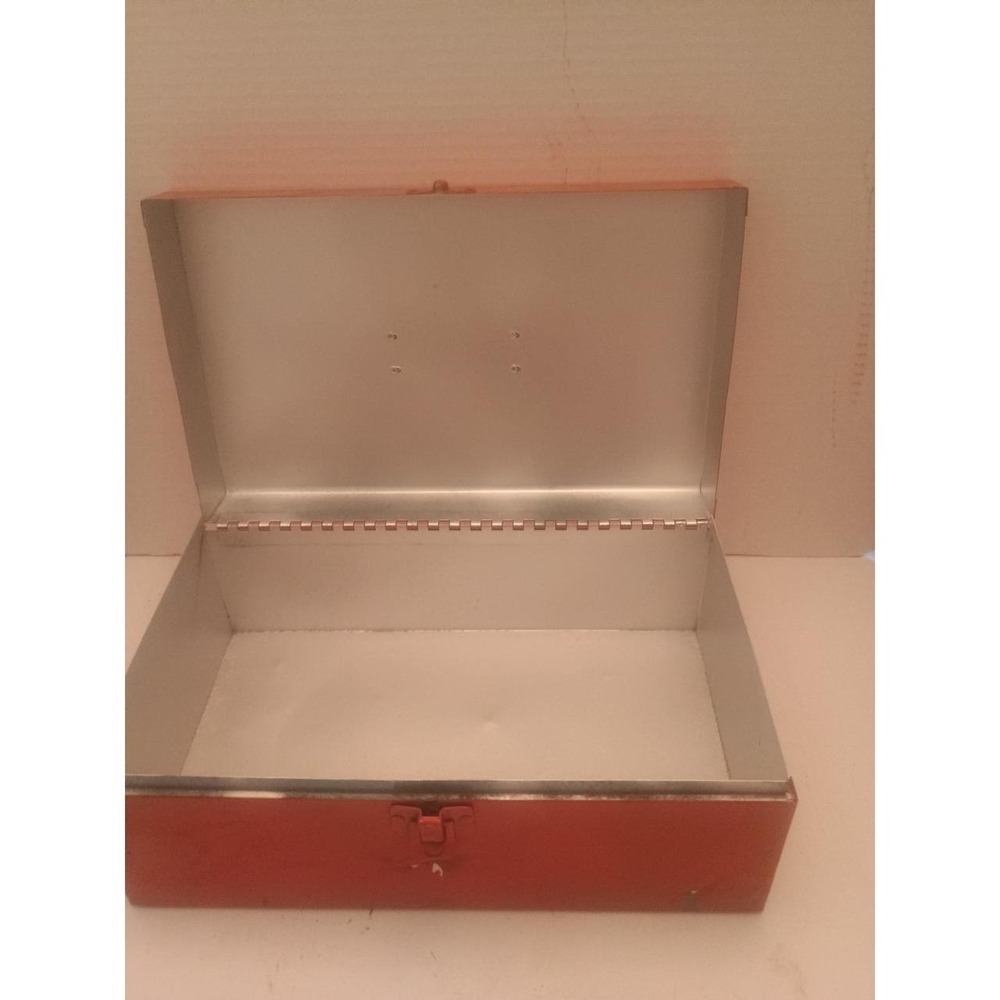 Metal Box - Picture 4 of 4